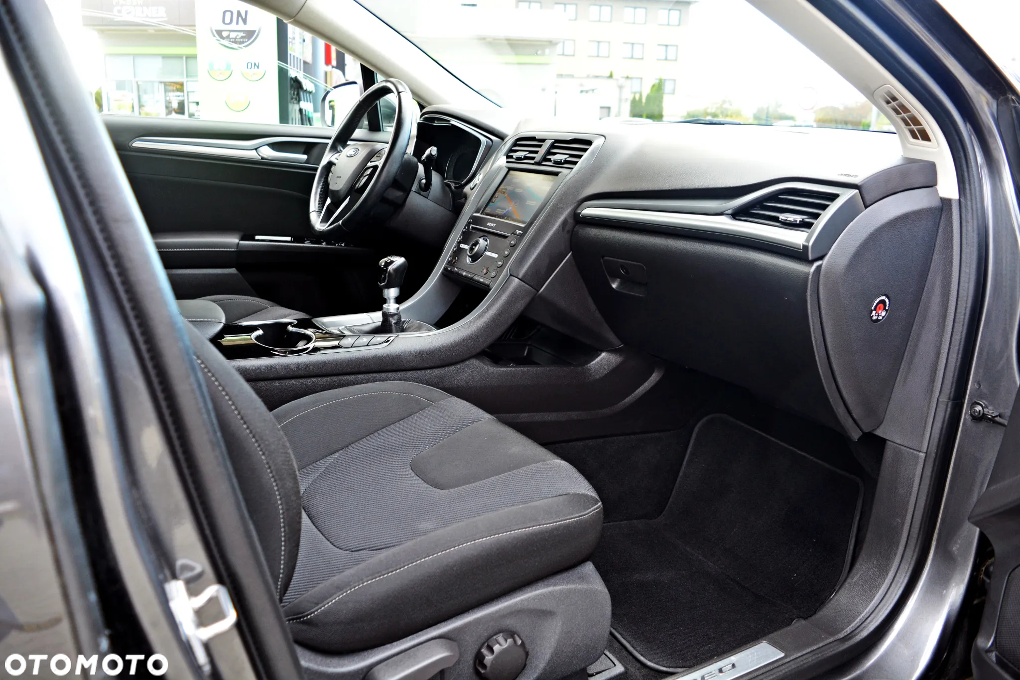 Ford Mondeo 1.5 EcoBoost Start-Stopp Titanium - 25