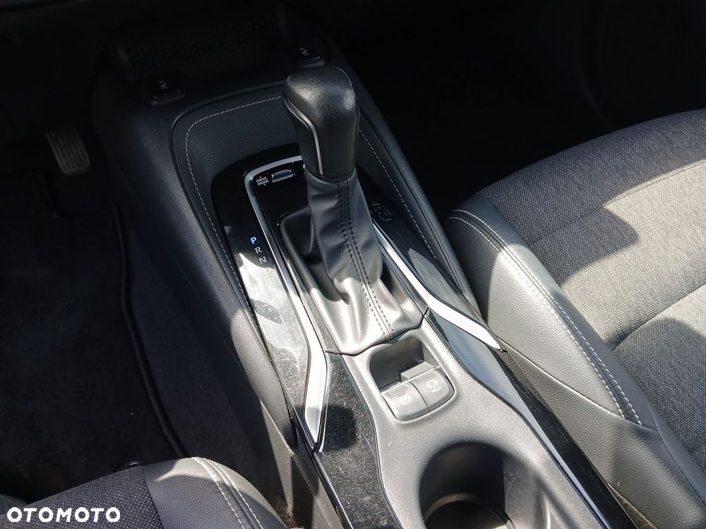 Toyota Corolla 1.8 Hybrid Comfort - 36