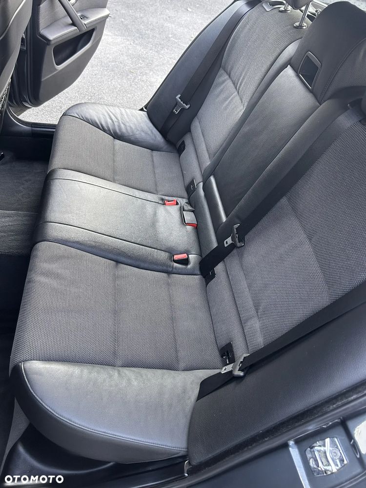 BMW Seria 5 - 12