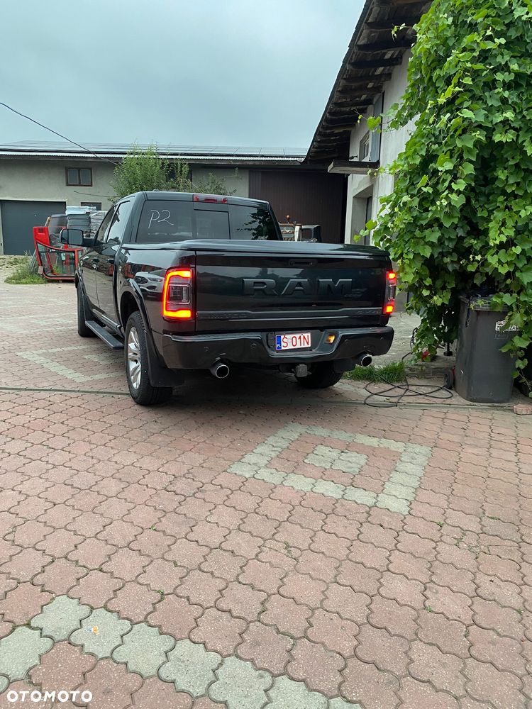 Dodge RAM 1500 5.7 4x4 - 6