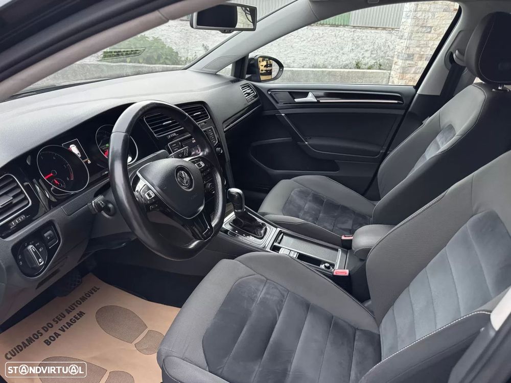 VW Golf Variant 1.6 TDi Highline DSG - 14