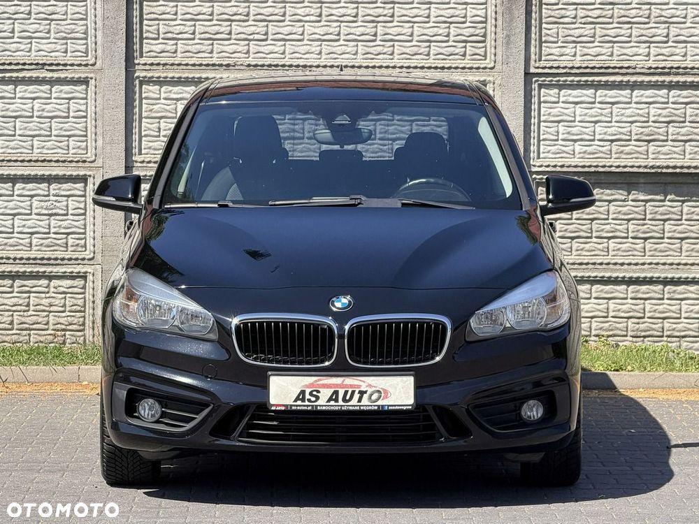 BMW Seria 2 218d - 27