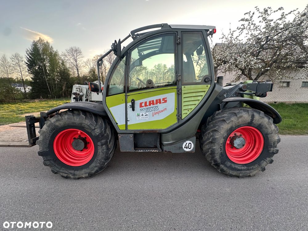 Claas Scorpion 6040 VarioPower - 1