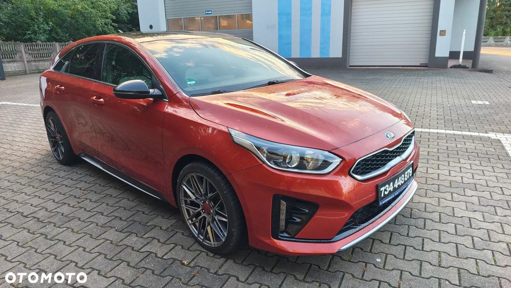 Kia Proceed