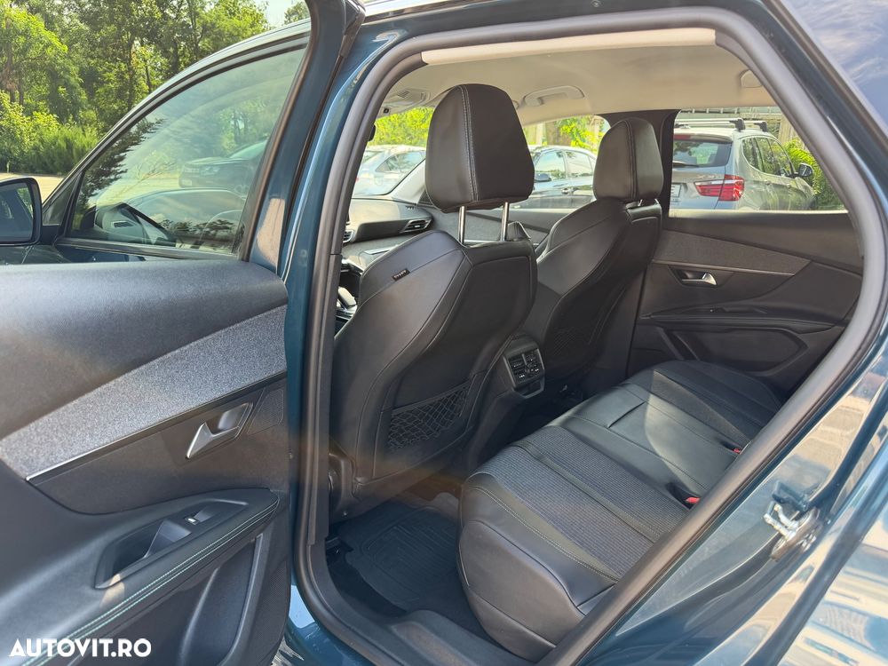 Peugeot 3008 225 e-EAT8 Allure - 8
