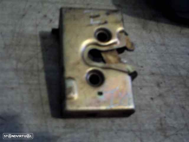 FECHADURA PORTA FRENTE ESQUERDA VOLKSWAGEN JETTA II - 1