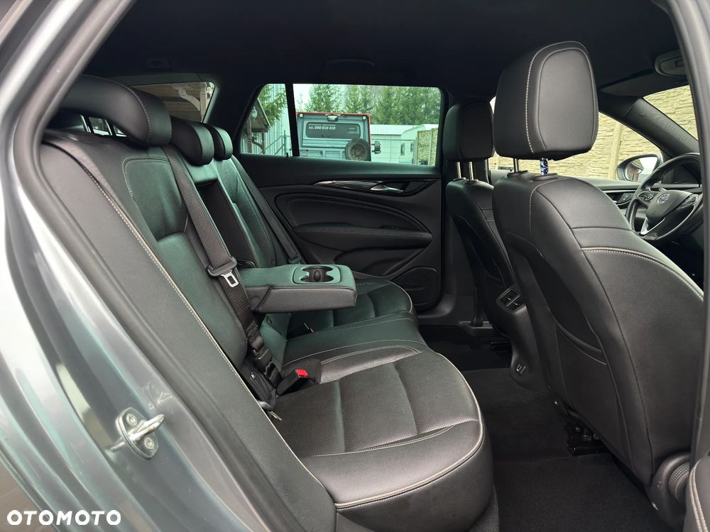 Opel Insignia 2.0 T 4x4 Exclusive S&S - 21