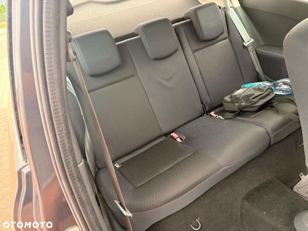 Renault Clio - 11