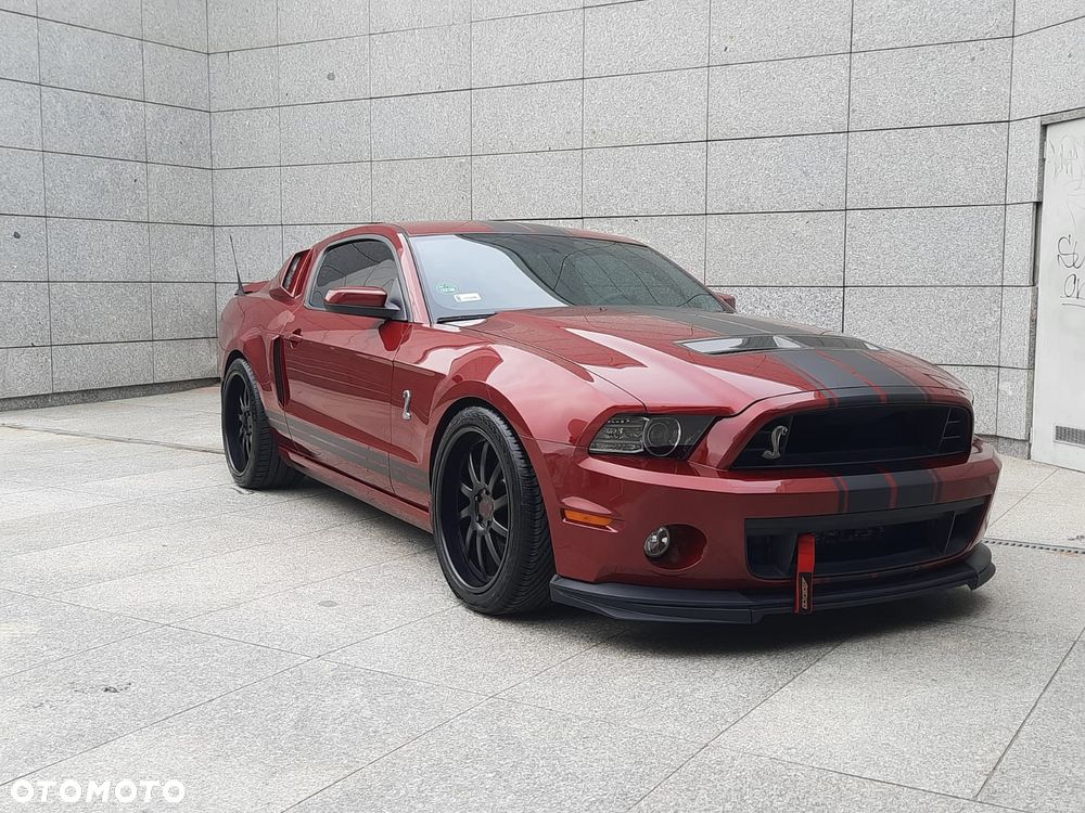 Ford Mustang Shelby GT500 - 25
