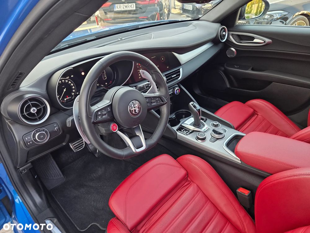 Alfa Romeo Giulia 2.0 Turbo Veloce TI Q4 - 25