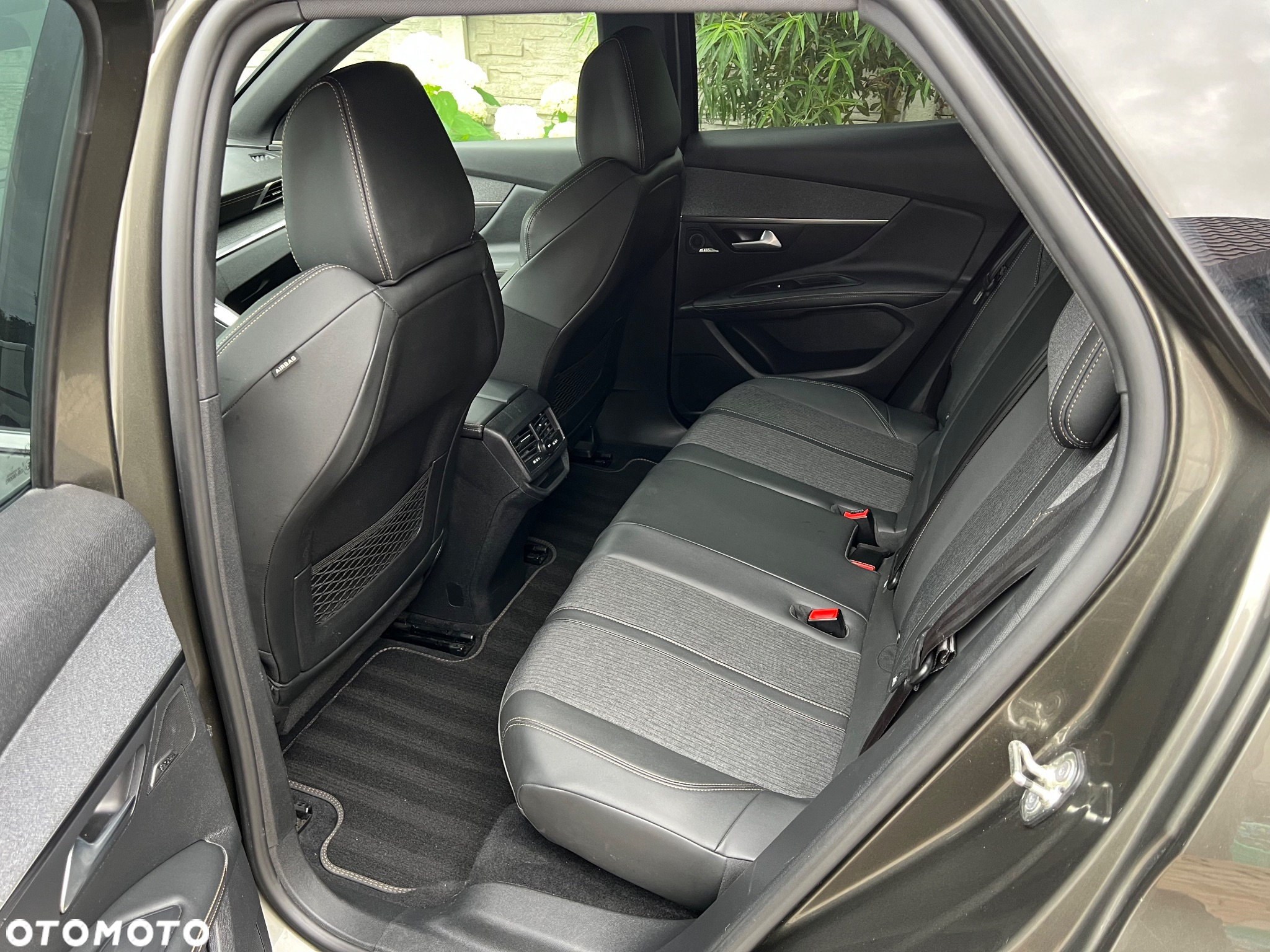 Peugeot 3008 PureTech 180 Stop & Start GPF EAT8 GT Pack - 25