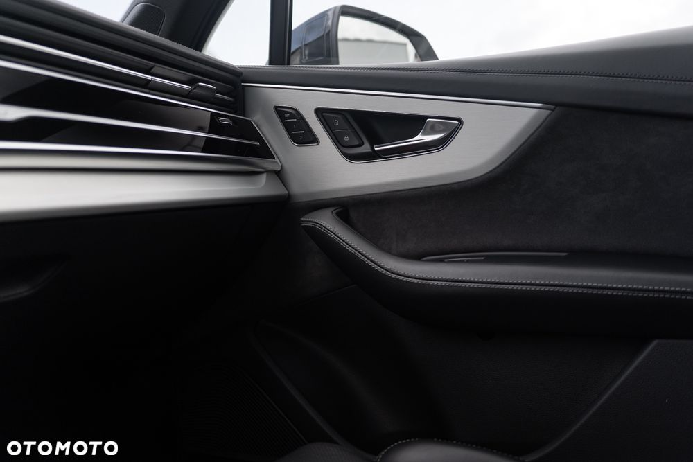 Audi SQ7 - 29