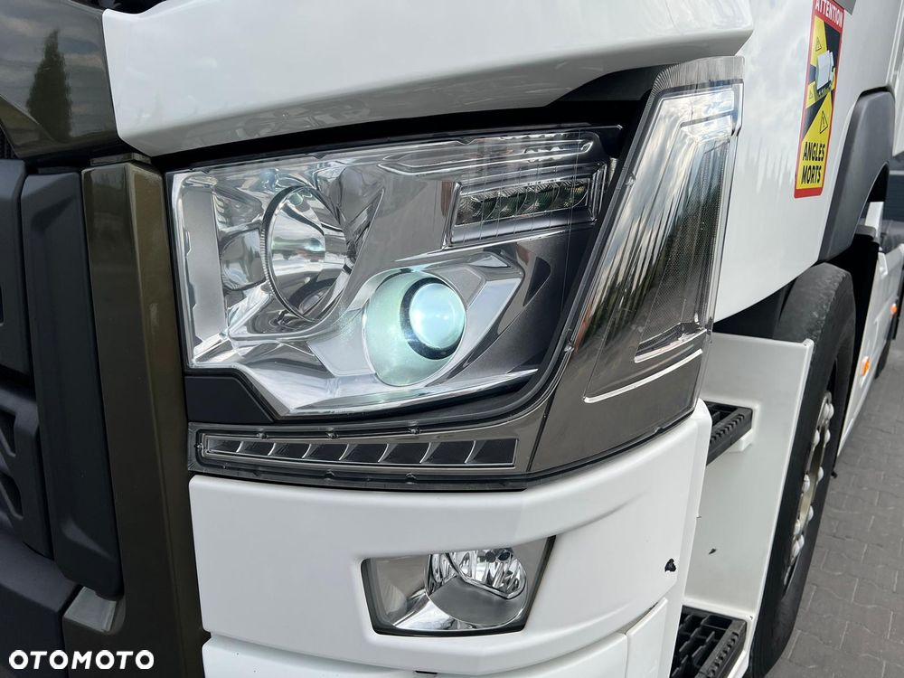 Renault T520/ HIGH CAB/ MODEL 2021/ ZABUDOWY/ KLIMA POSTOJOWA/ TOP STAN - 17