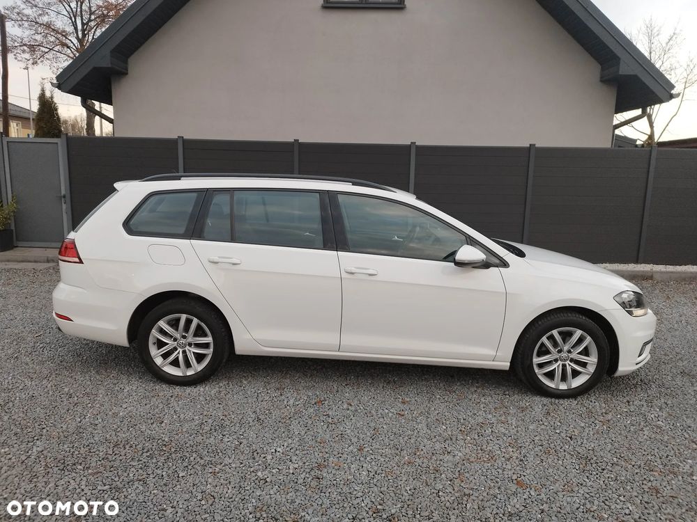 Volkswagen Golf Variant 2.0 TDI (BlueMotion Technology) Comfortline - 9