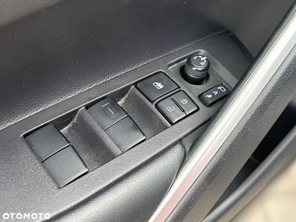 Toyota Corolla Cross 2.0 Hybrid Premiere Edition AWD - 25