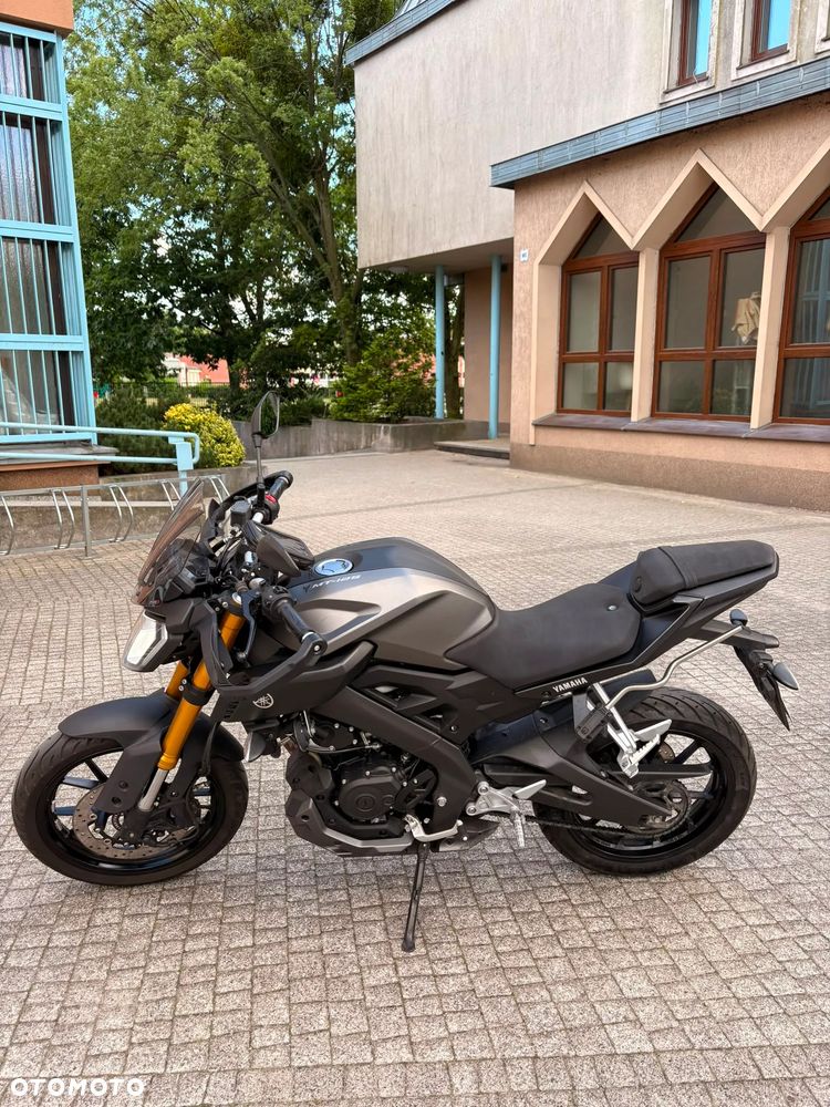 Yamaha MT - 13
