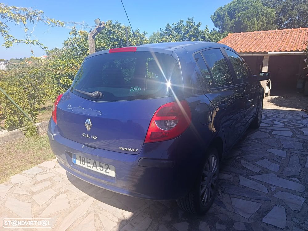 Renault Clio 1.2 16V Dynamique - 6