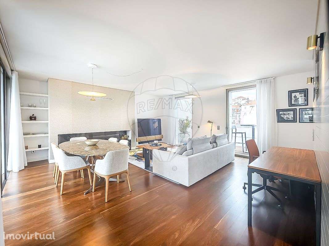 Apartamento T4 para venda - Grande imagem: 2/21