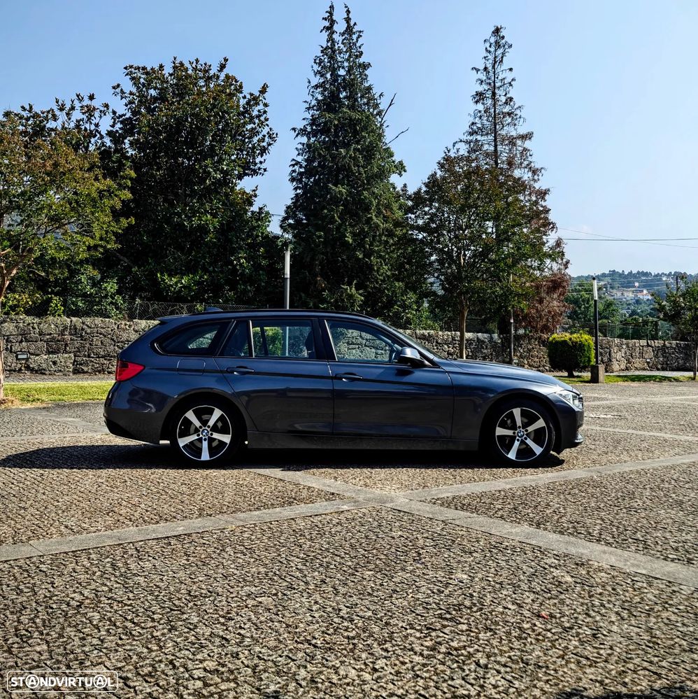 BMW 320 d Pack M - 37