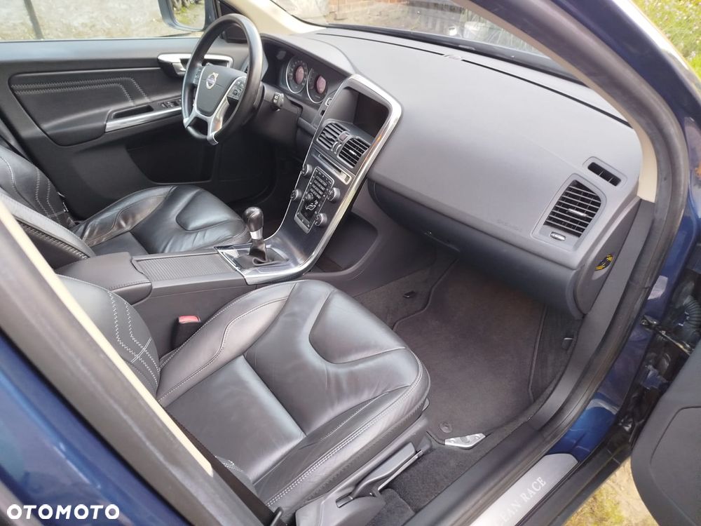 Volvo XC 60 - 18