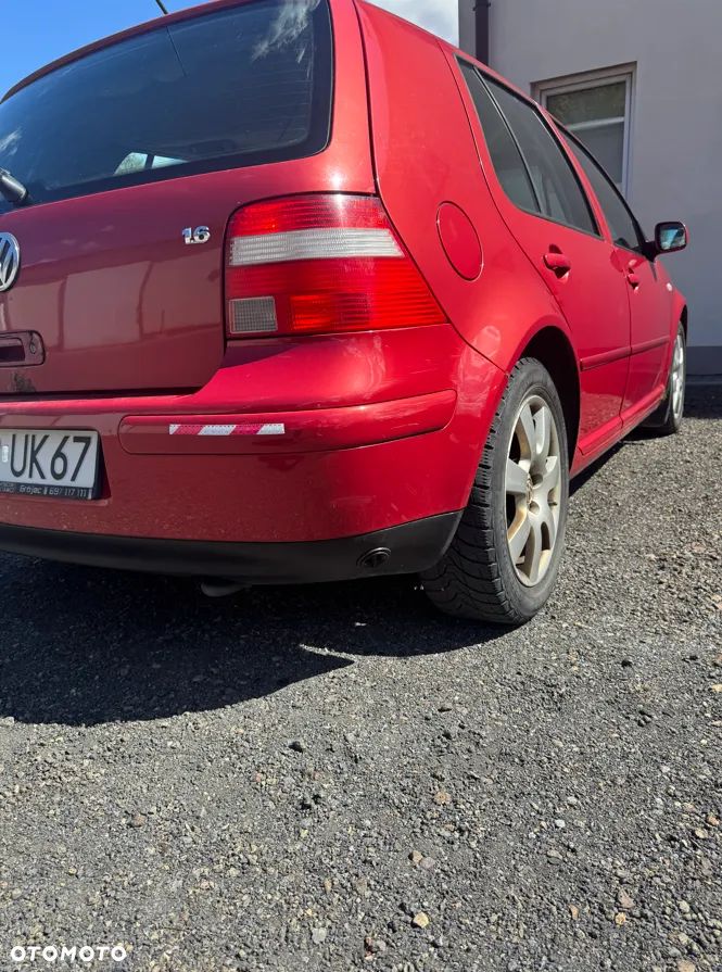 Volkswagen Golf 1.6 Comfortline - 3