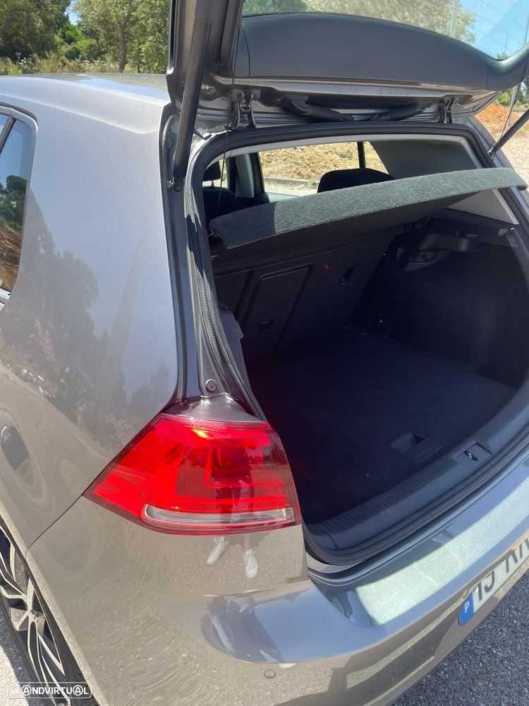 VW Golf 1.6 TDi GPS Edition - 17