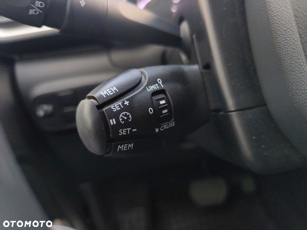 Citroën C3 1.2 PureTech Max EAT6 - 23