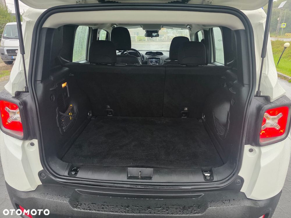 Jeep Renegade - 11