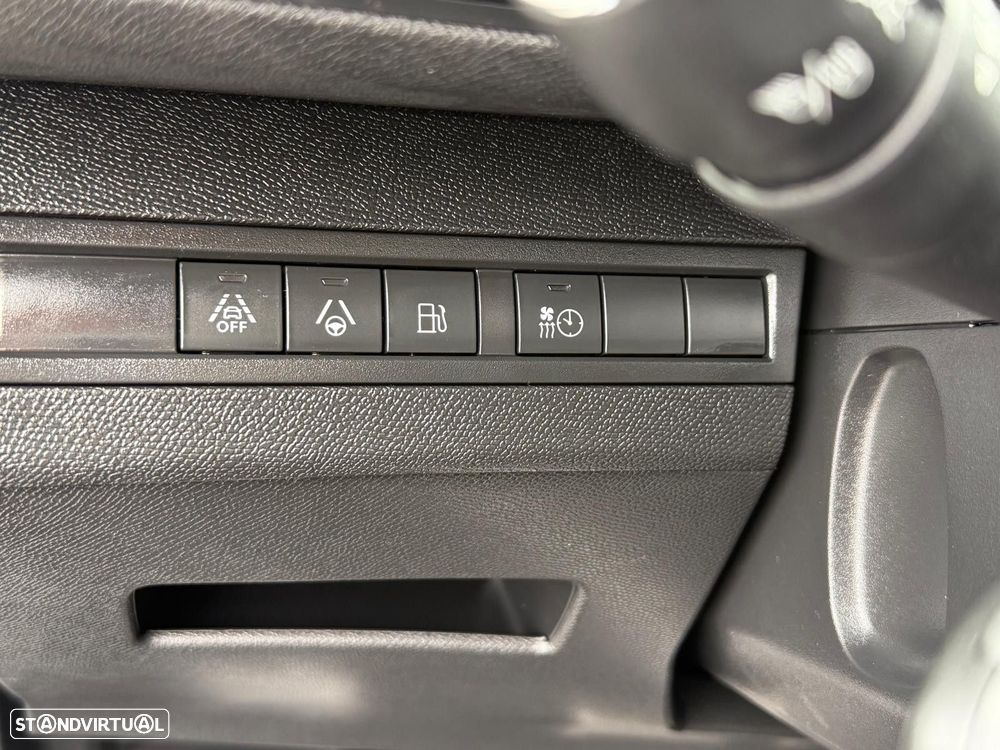 Peugeot 3008 1.6 Hybrid GT e-EAT8 - 19