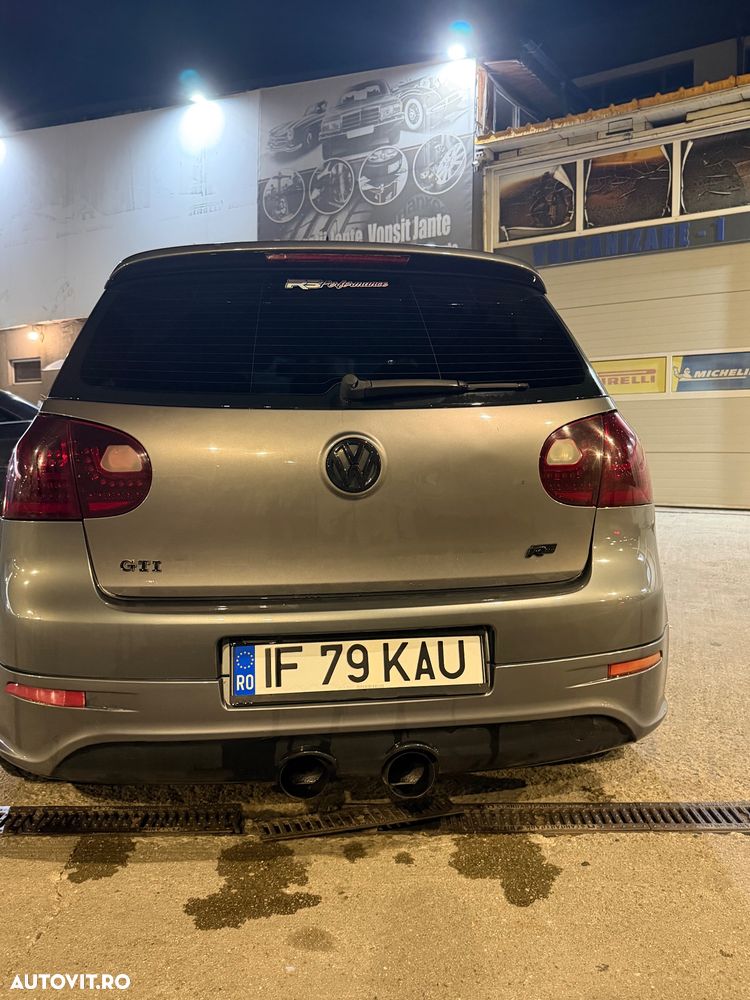 Volkswagen Golf - 4