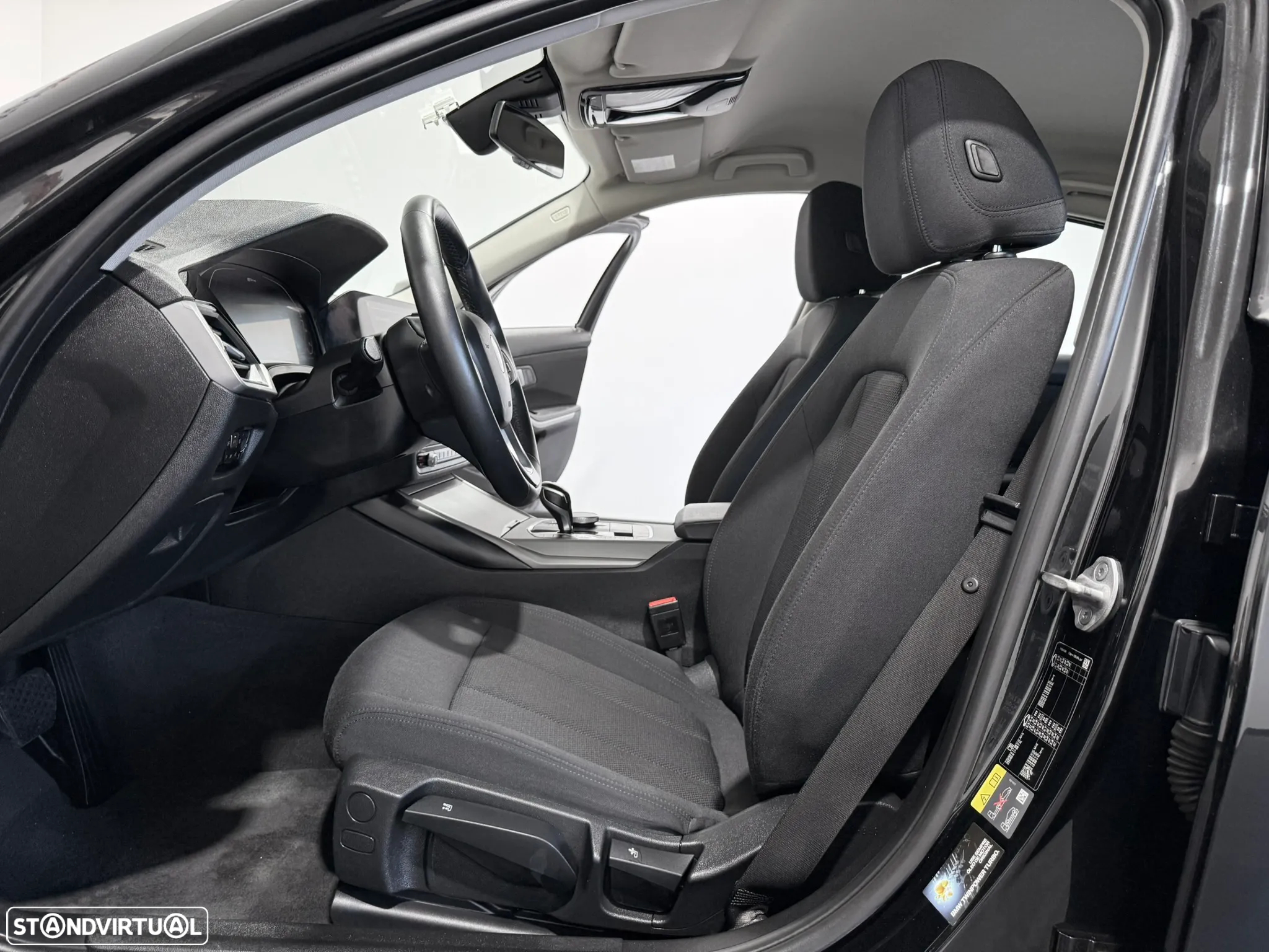 BMW 330 e Corporate Edition Auto - 36