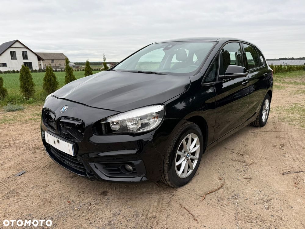 BMW Seria 2 216d Sport Line - 9