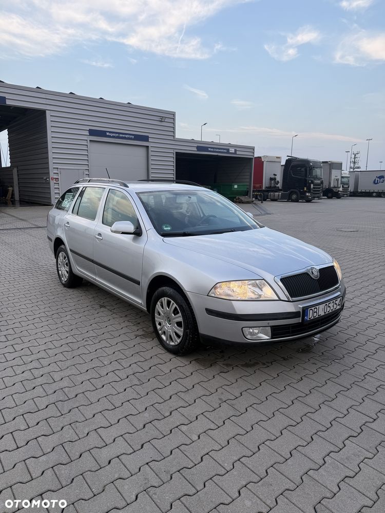 Skoda Octavia - 2