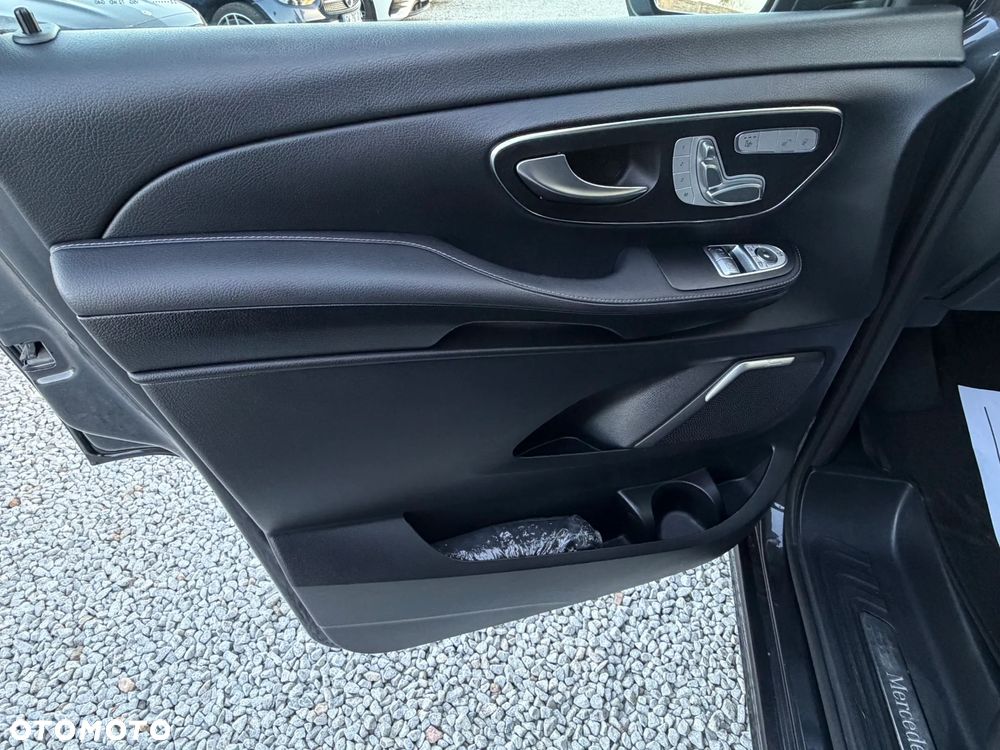 Mercedes-Benz Klasa V 300 d lang 9G-TRONIC Avantgarde - 25