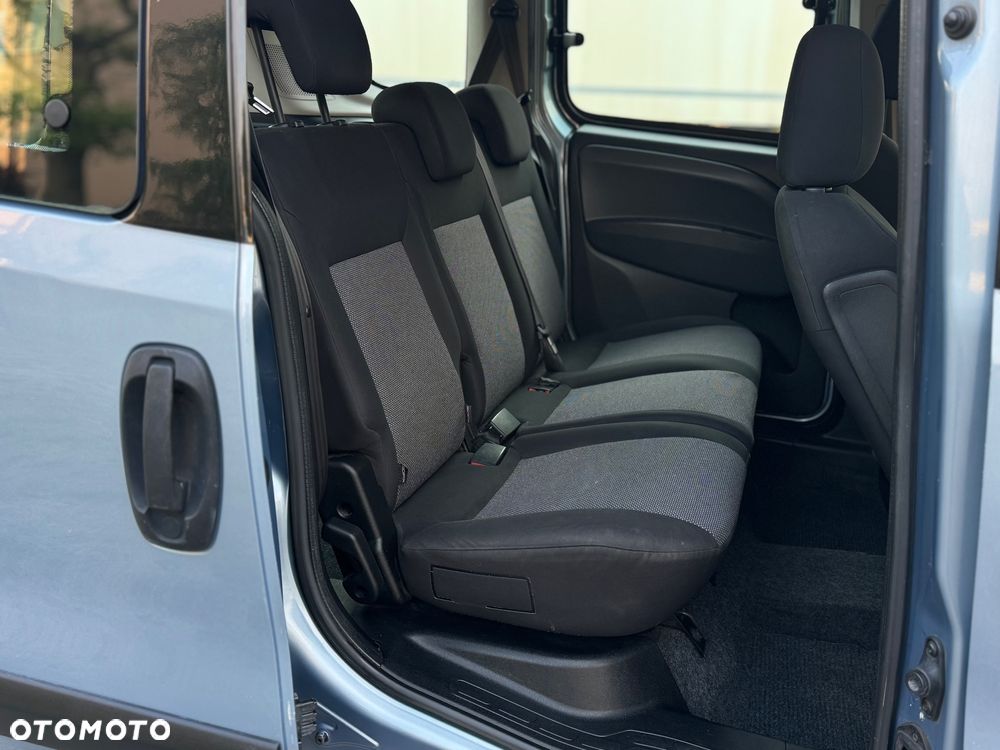 Fiat Doblo 1.4 16V Easy - 11