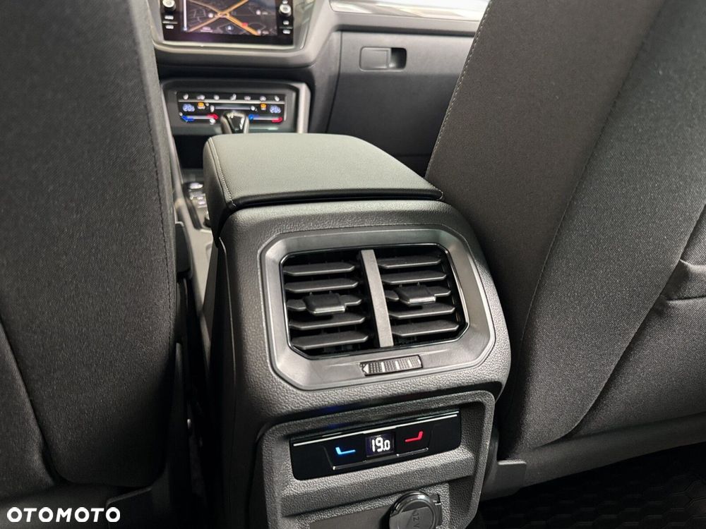 Volkswagen Tiguan - 15