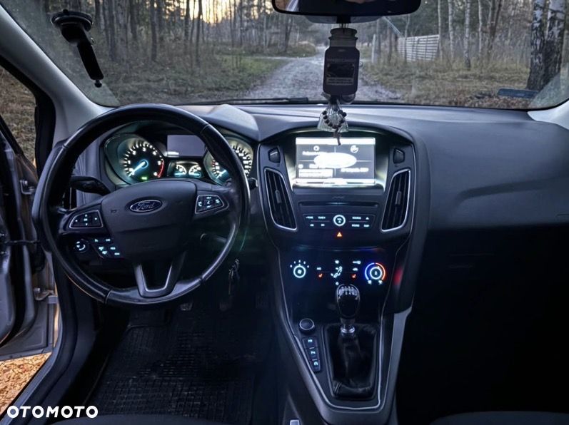 Ford Focus - 7
