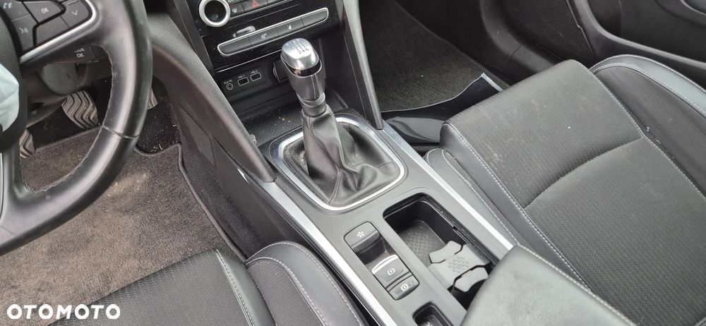 Renault Megane 1.5 Blue dCi Intens - 21