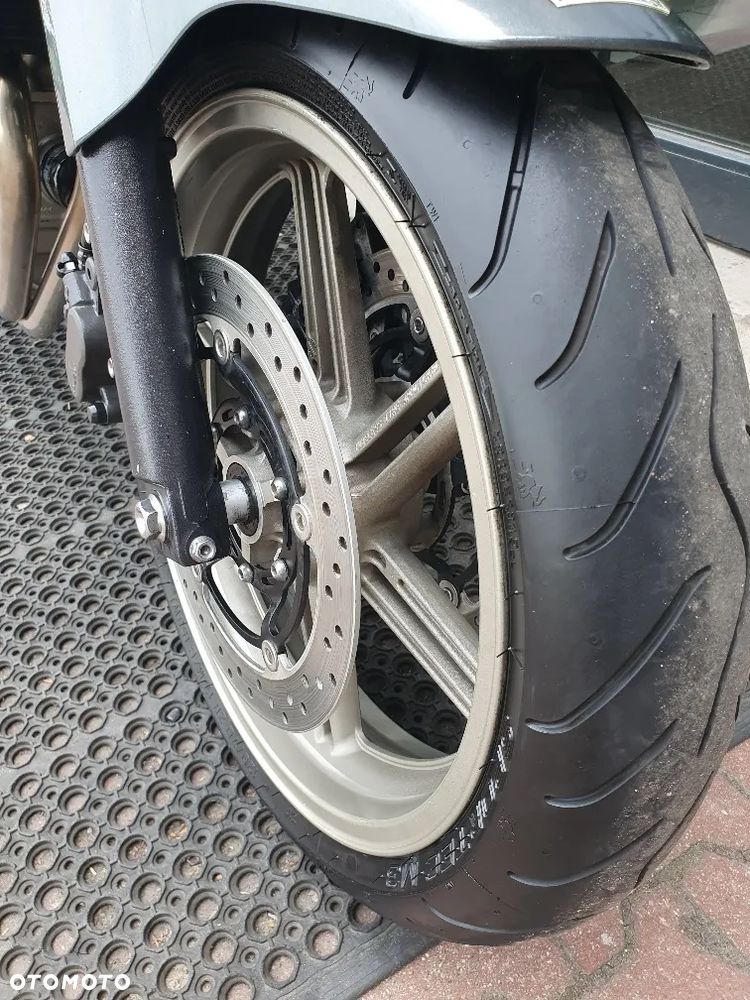 Honda CBF - 24