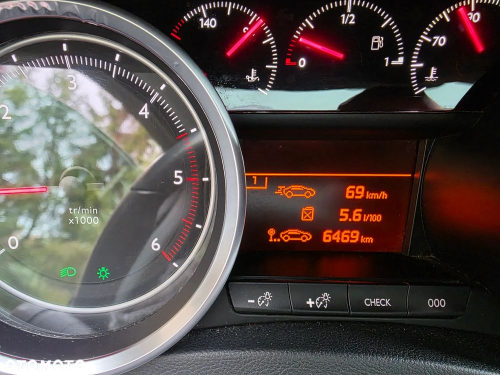 Peugeot 508 SW HDi FAP 165 Allure - 15