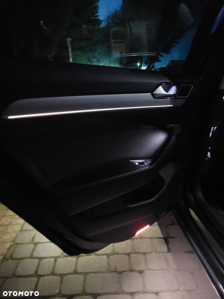 Volkswagen Passat 2.0 TDI (BlueMotion Technology) DSG Comfortline - 8