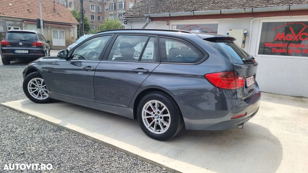 BMW Seria 3 318d Sport Line - 4