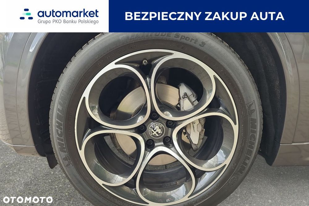 Alfa Romeo Stelvio 2.0 Turbo Veloce Q4 - 10