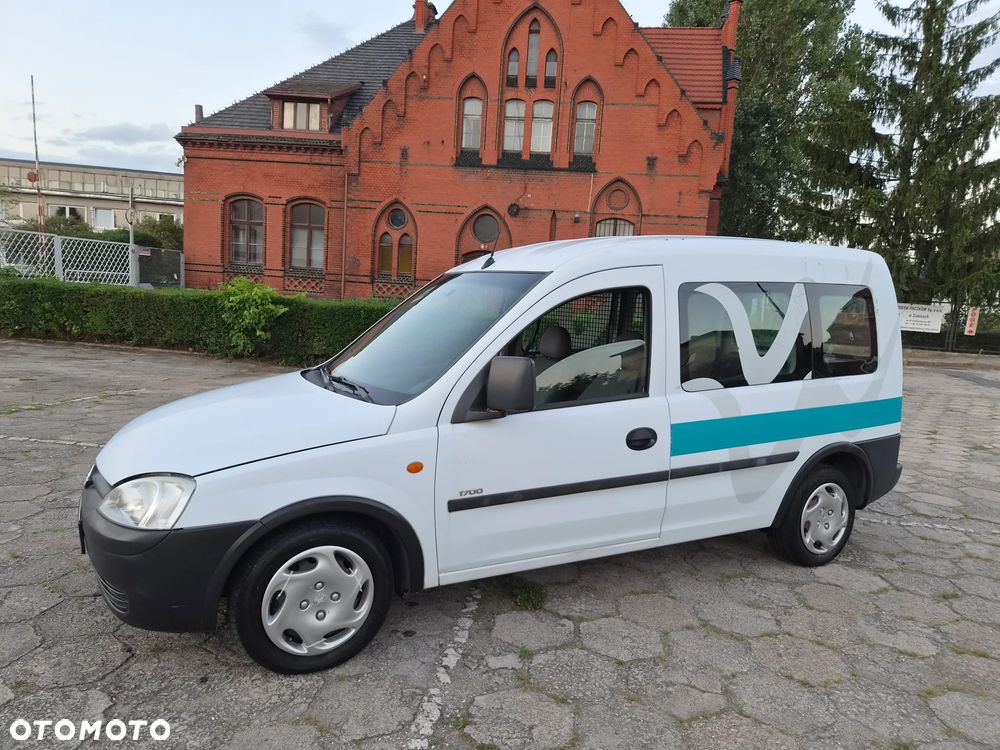 Opel Combo Tour N-Joy - 19