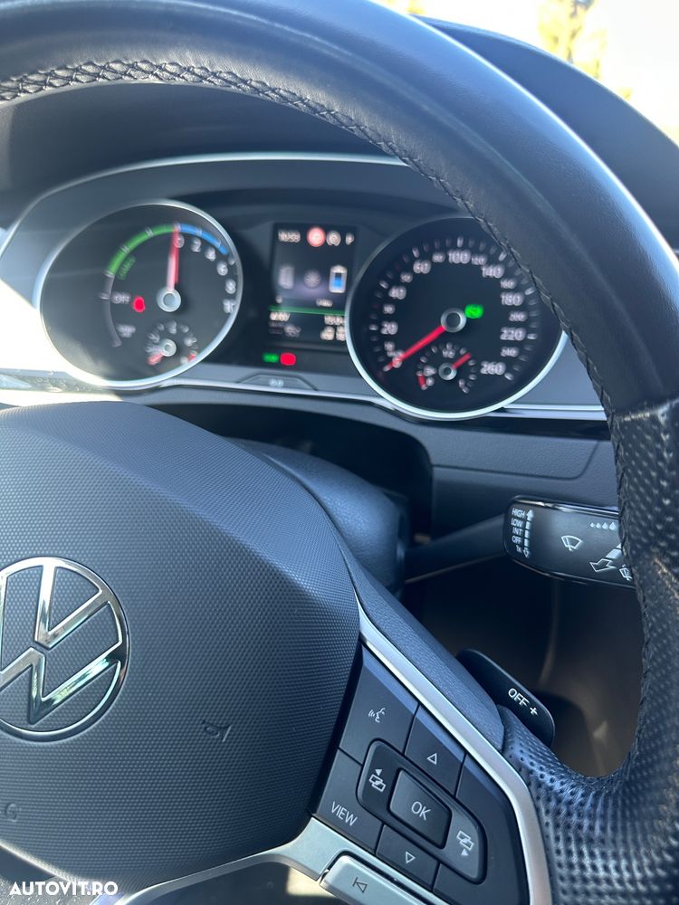 Volkswagen Passat Standard - 12