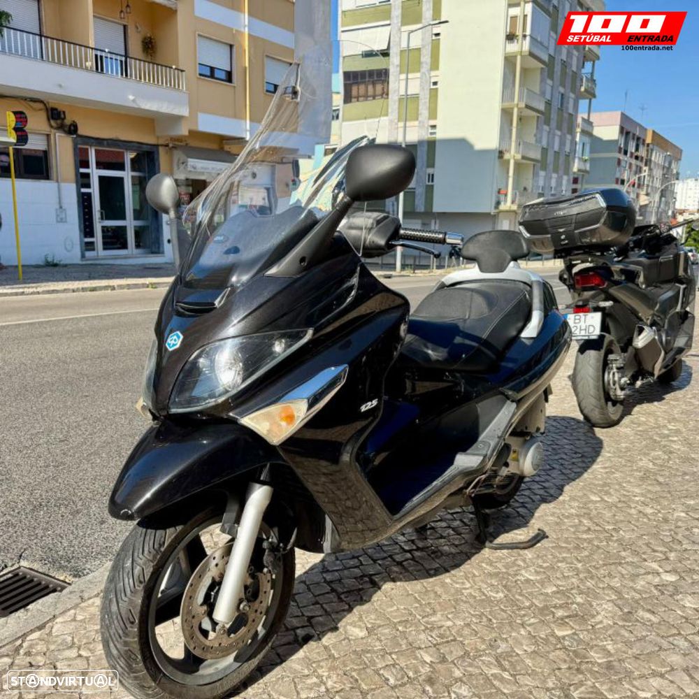 Piaggio XEvo 125 - 21