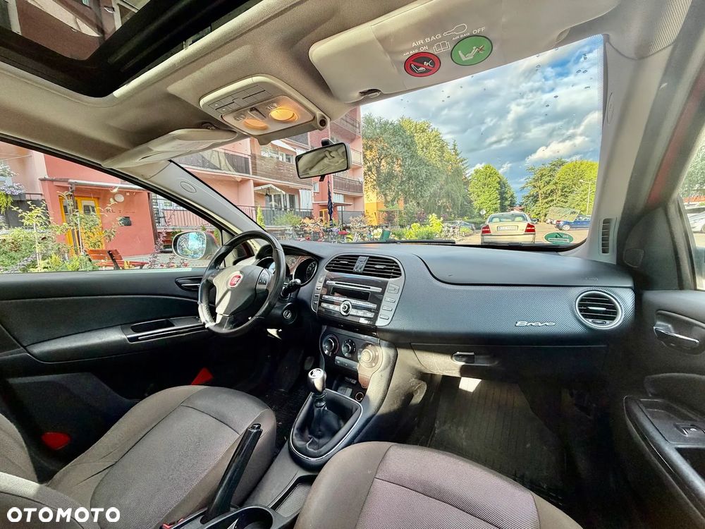Fiat Bravo 1.4 T-JET 16V Street - 12