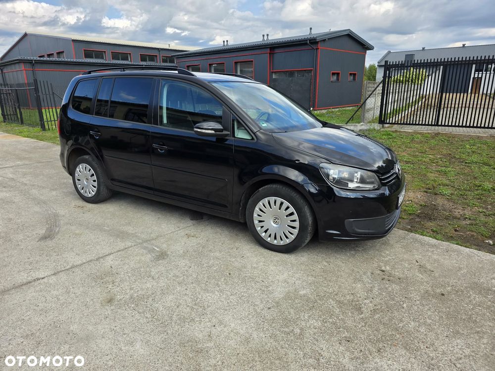 Volkswagen Touran - 8