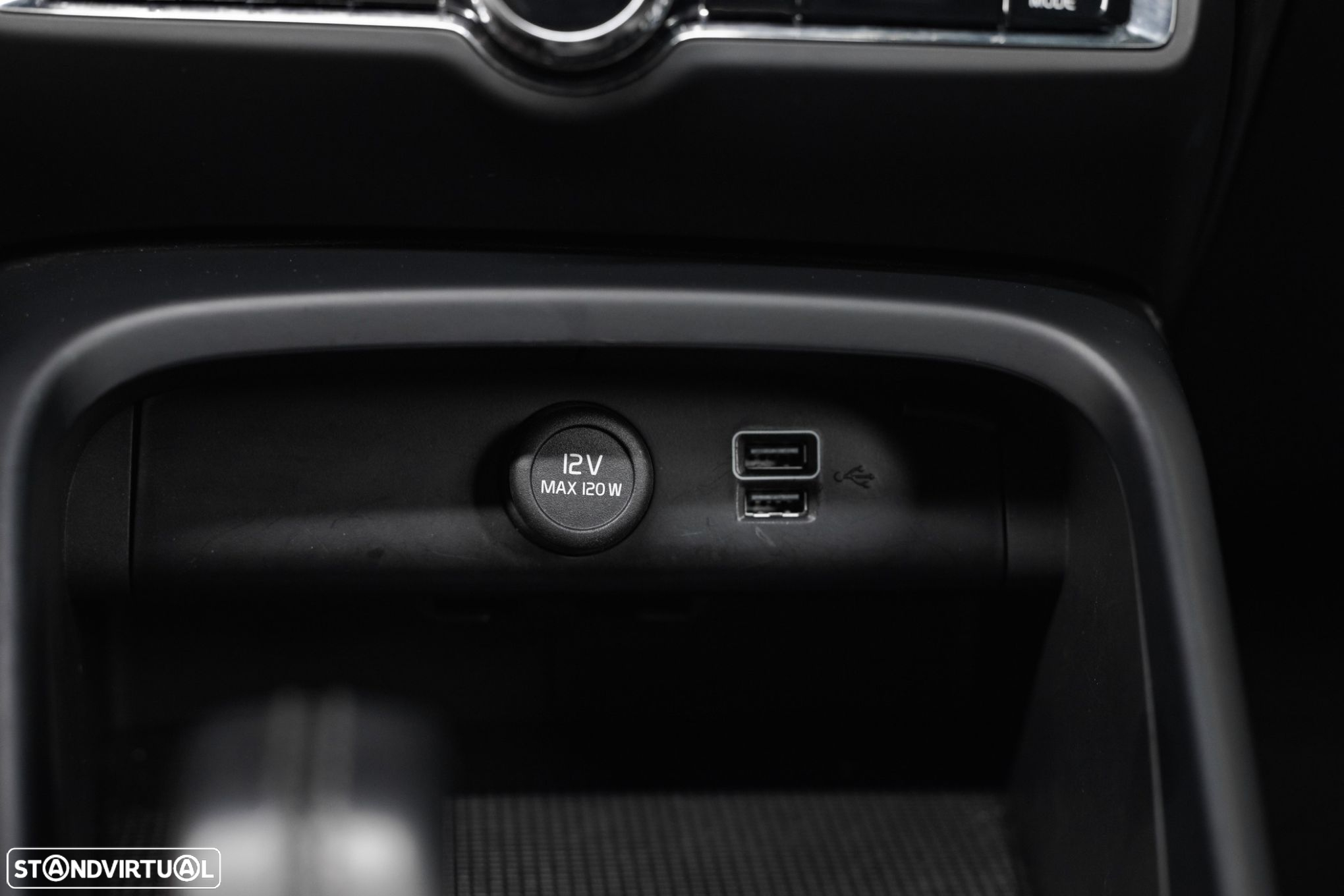 Volvo XC 40 1.5 T4 PHEV Inscription Expression - 34
