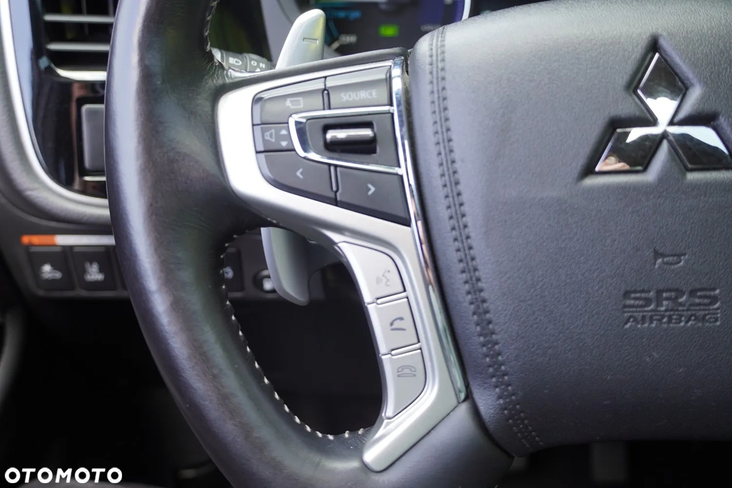 Mitsubishi Outlander ver-phev-instyle-plus - 13
